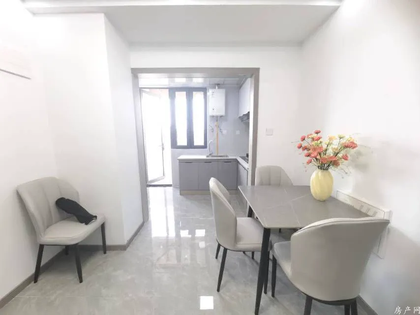 O1CN016017k8263bZ2UMIzk_!!4611686018427383926-0-fleamarket